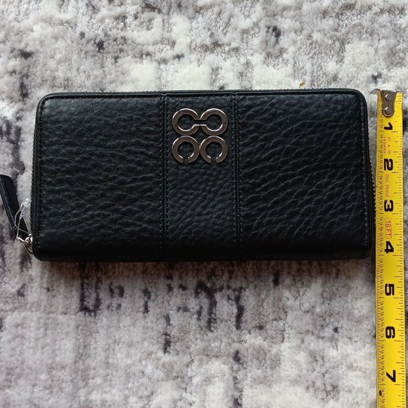 COACH leather zip around wallet - Picture 9 of 9